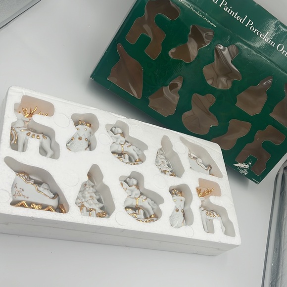 🎄Vintage 2001 TRADITONS Hand Painted Porcelain Ornaments Christmas New - Picture 6 of 14